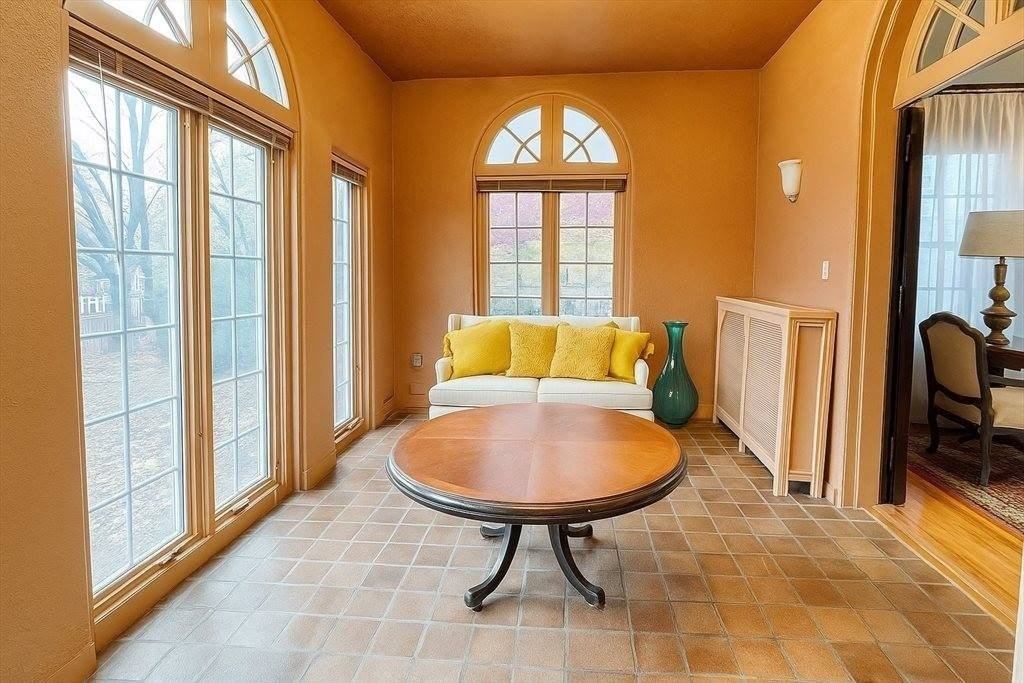 177 Springfield St - Photo 6 of 26