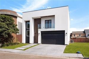 featured image of 2339 S 42nd Ln