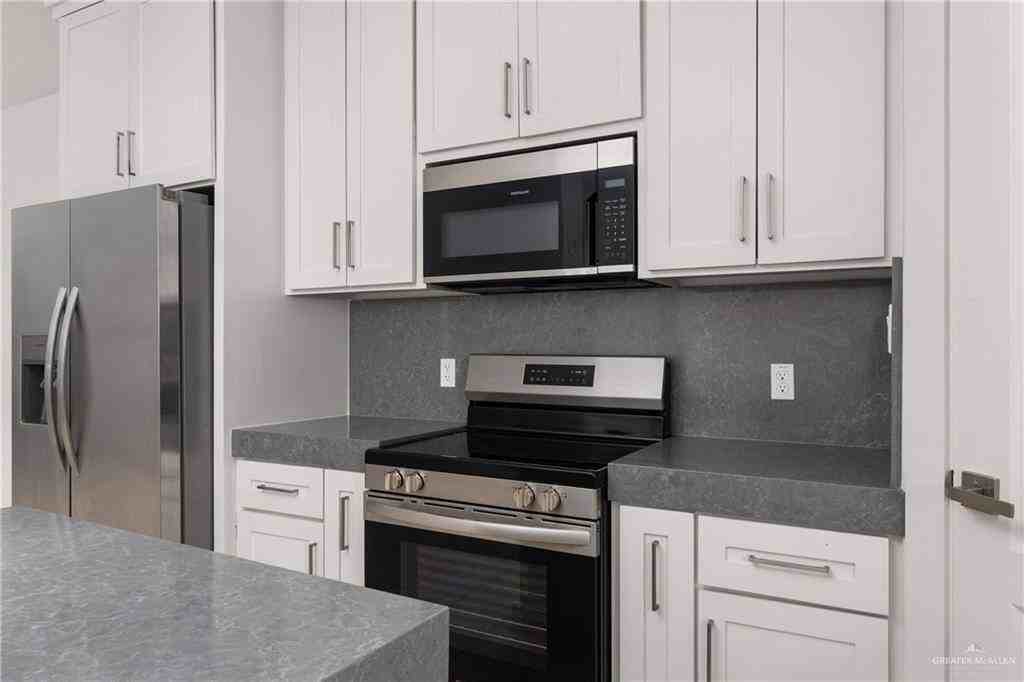 2339 S 42nd Ln - Photo 6 of 14