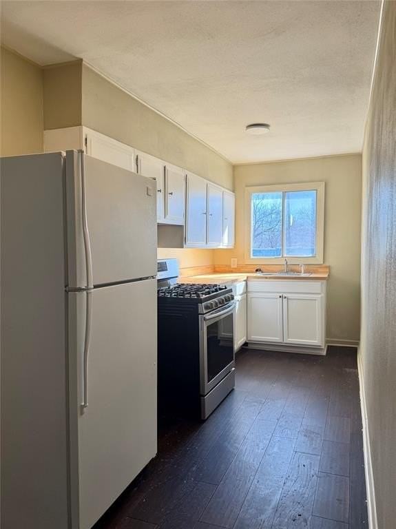 1766 N 9th St - Photo 2 of 9