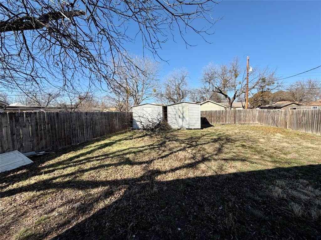 1766 N 9th St - Photo 7 of 9