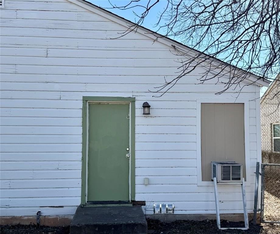 1768 N 9th St - Photo 7 of 9