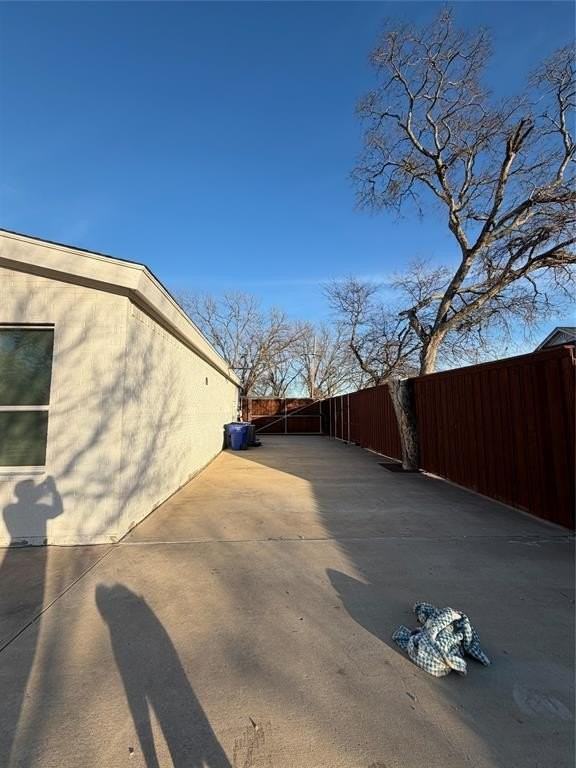 928 Noah St - Photo 6 of 19