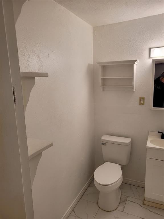 609 E University Ave #B - Photo 5 of 7