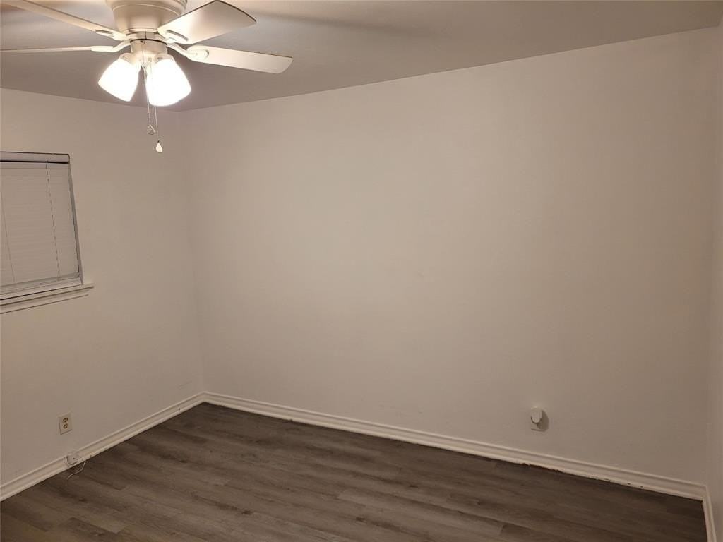 609 E University Ave #B - Photo 6 of 7