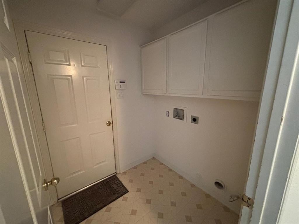 4673 Wales Dr - Photo 7 of 27