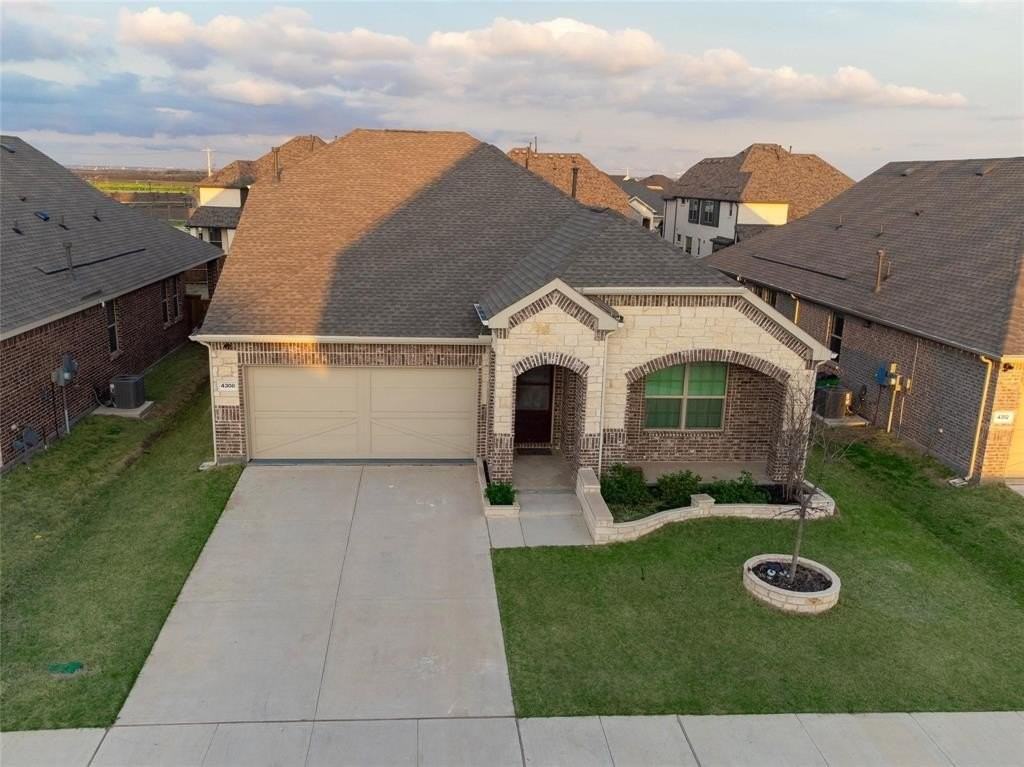 4308 Tartt Ave - Photo 3 of 30