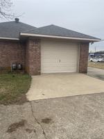 featured image of 715 W Chestnut St