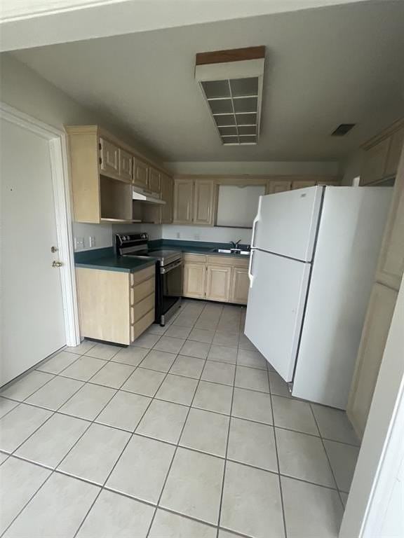 715 W Chestnut St - Photo 5 of 5