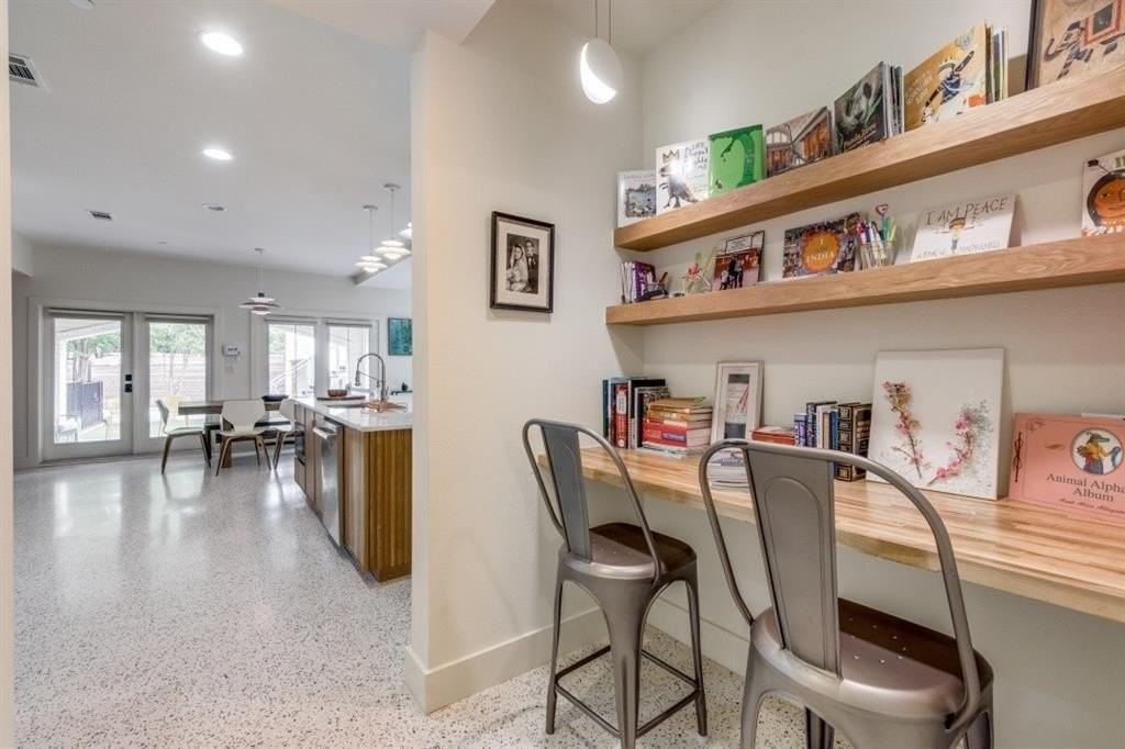 2829 Dyer St - Photo 6 of 26