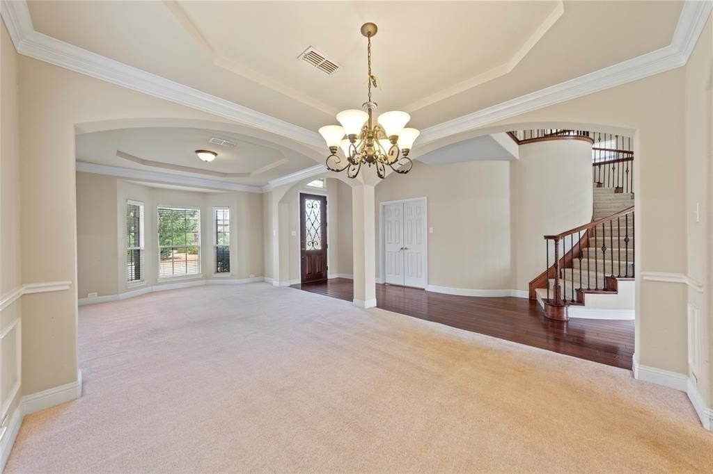 6529 Abrams Dr - Photo 7 of 39