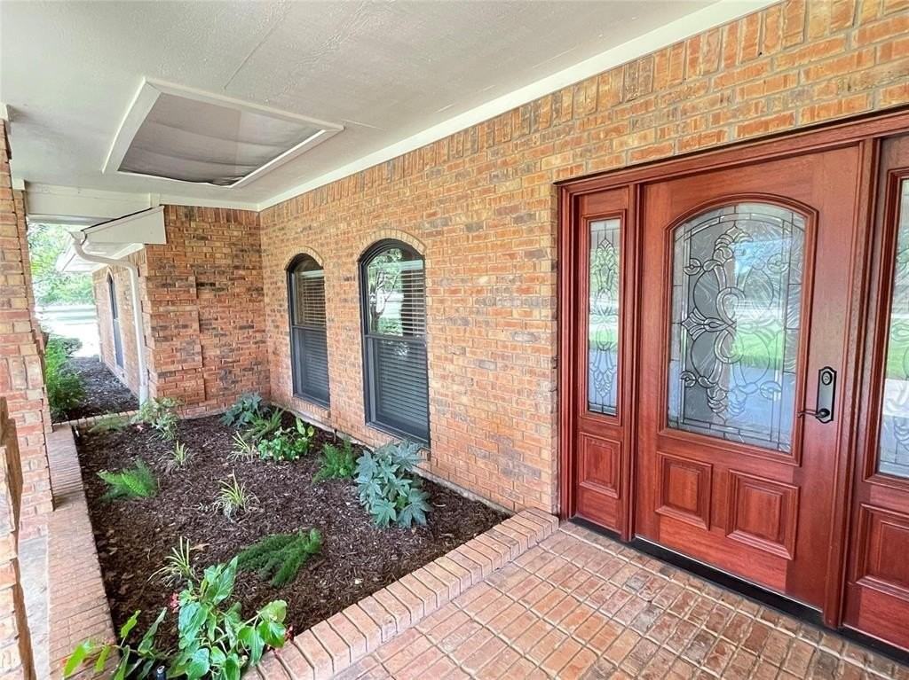 6340 Grauton Dr - Photo 4 of 28