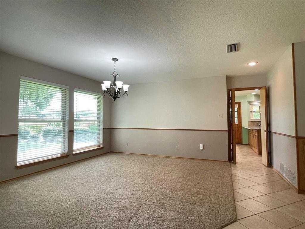 6340 Grauton Dr - Photo 6 of 28