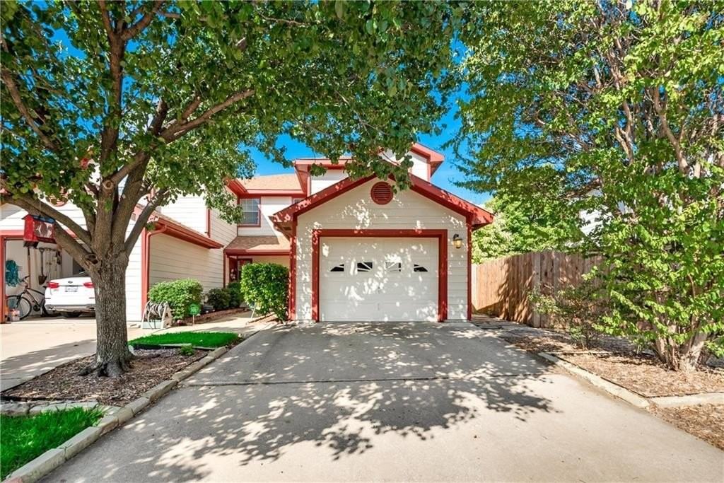 7507 Kings Trl - Photo 2 of 20