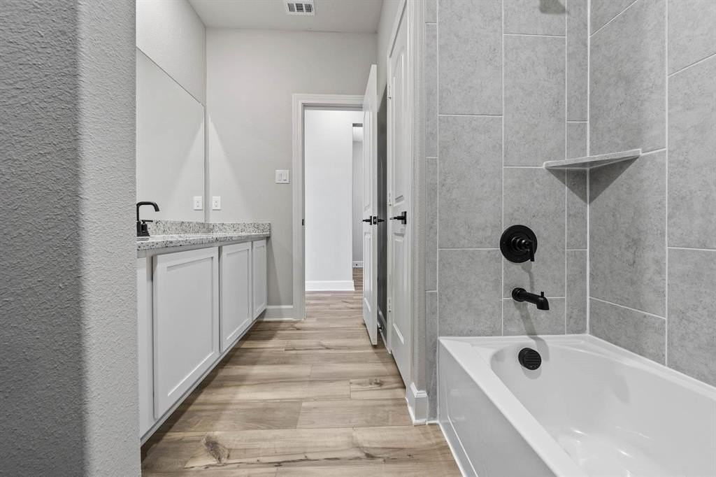 2012 Hardwick Dr - Photo 4 of 13