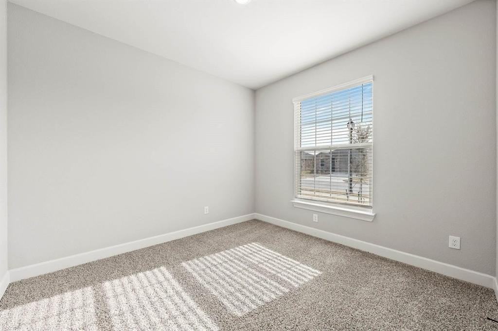 2012 Hardwick Dr - Photo 5 of 13