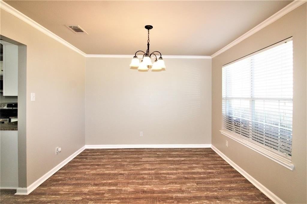 2201 Green Hill Dr - Photo 5 of 30