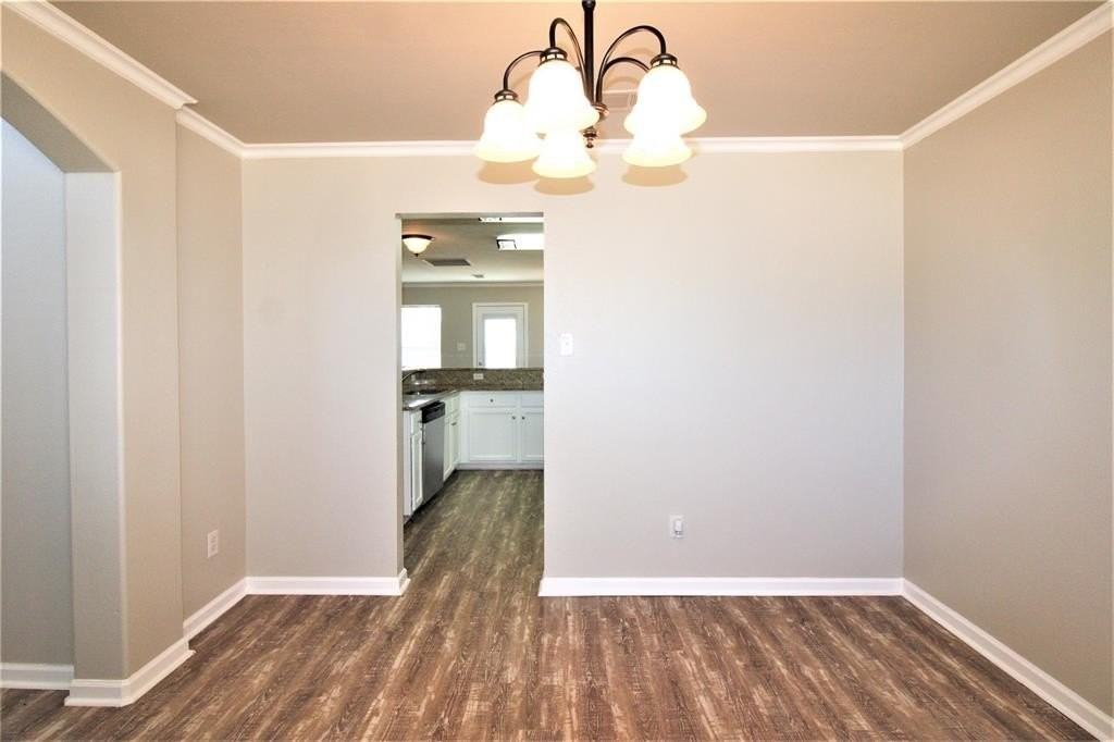 2201 Green Hill Dr - Photo 6 of 30