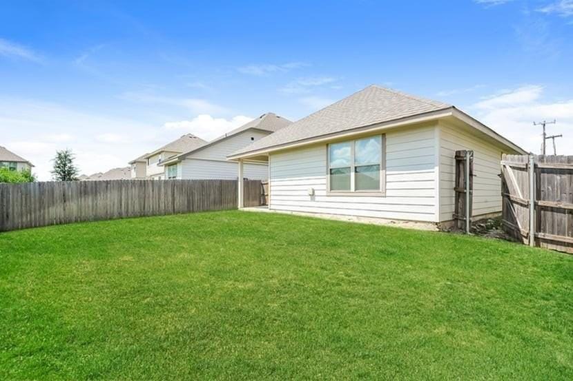 8213 Camellia Tree Ct - Photo 3 of 20