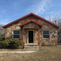 featured image of 519 Hutchinson St