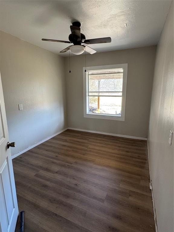 519 Hutchinson St - Photo 4 of 9