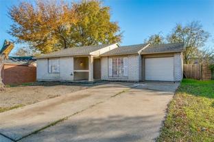 2202 Busch Dr - Photo 1 of 1