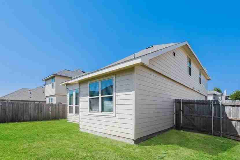 8337 Camellia Tree Ct - Photo 3 of 20