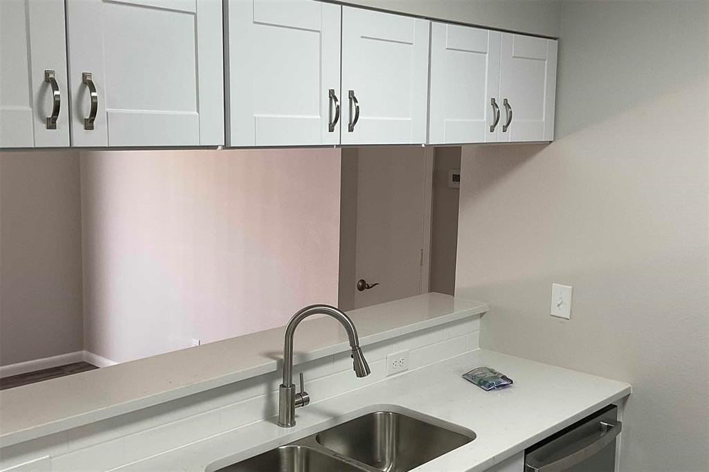 6011 Interstate Highway - Photo 3 of 6