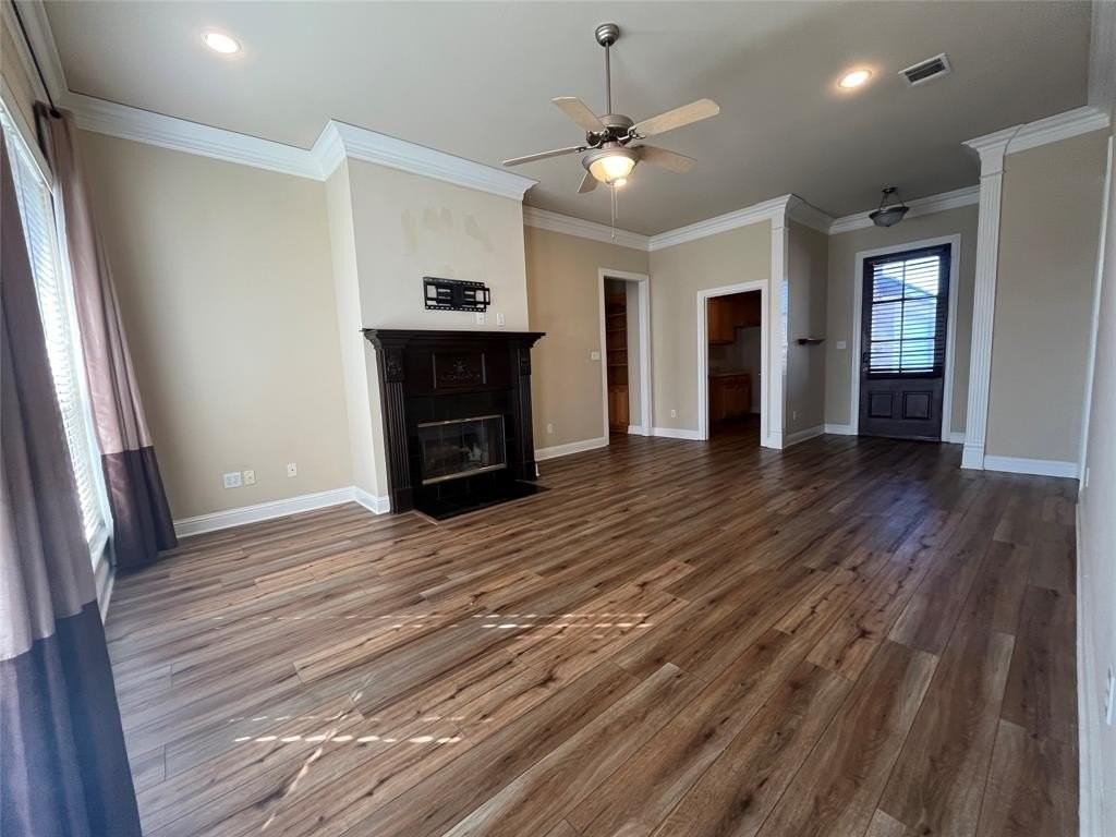 5012 Tensas Dr - Photo 5 of 40