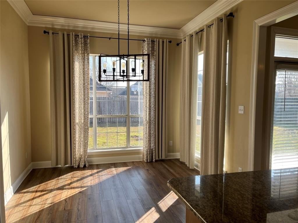 5012 Tensas Dr - Photo 7 of 40