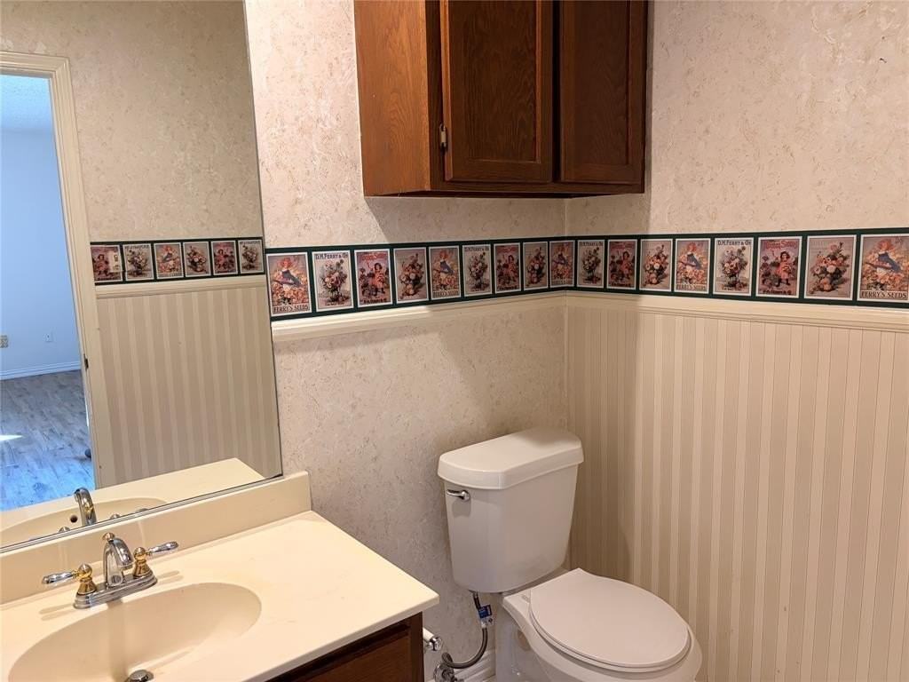 2327 Torrington Dr #C - Photo 7 of 16