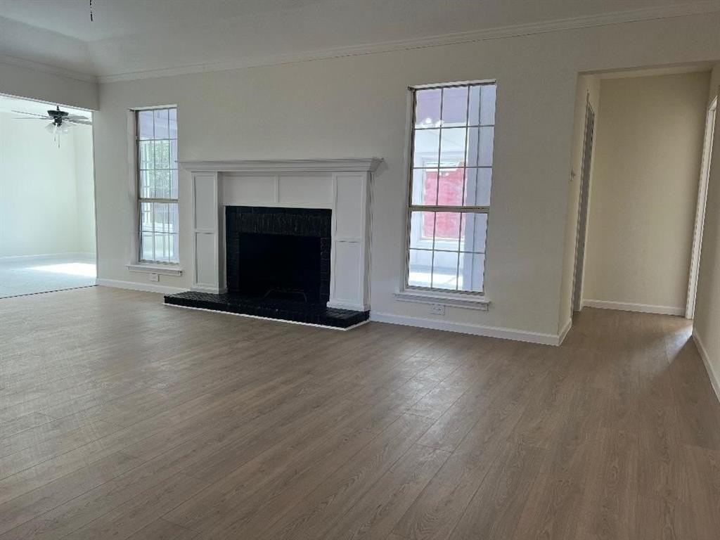 1500 Hyde Park Blvd - Photo 7 of 22