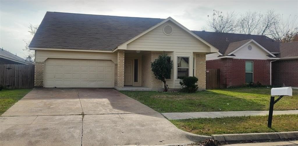 802 Headwater Dr - Photo 2 of 7