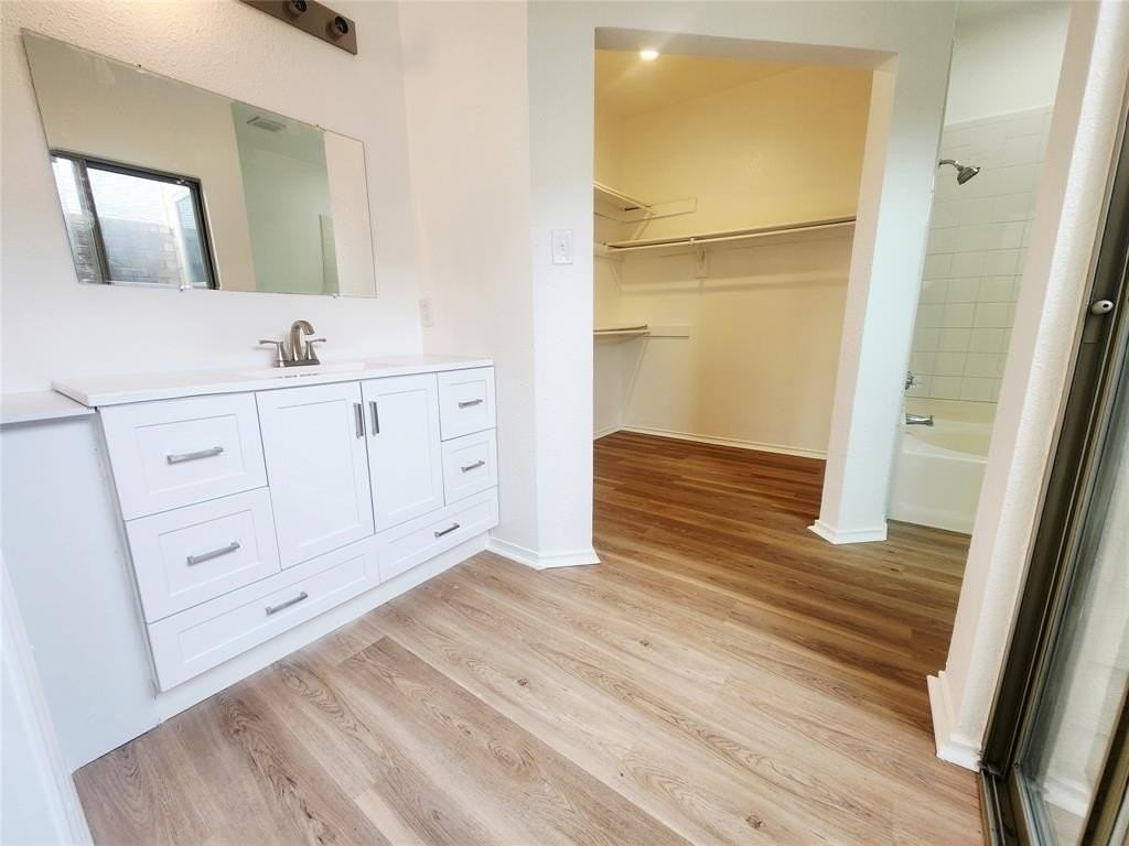 802 Headwater Dr - Photo 7 of 7