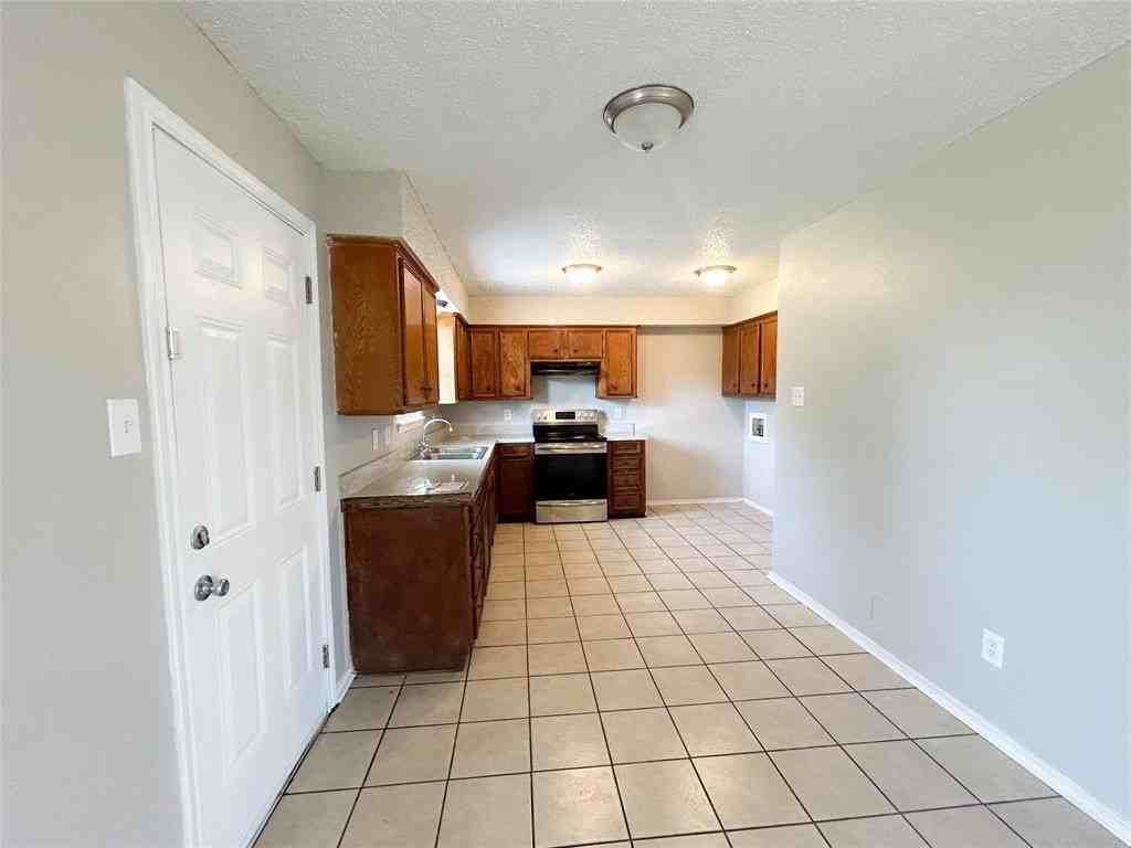 1401 Old Bardwell Rd #A - Photo 6 of 10