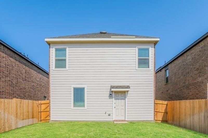 1409 Jonah Ln - Photo 3 of 18