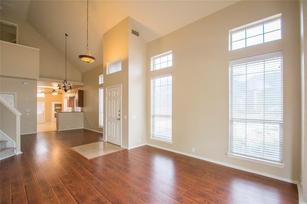 11139 Still Hollow Dr - Photo 7 of 22