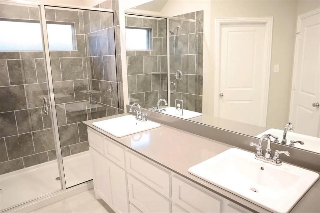 1135 Tiana St - Photo 7 of 12