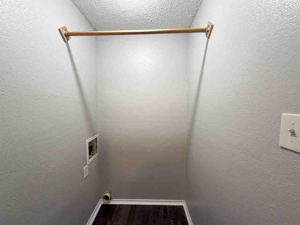 604 Walter Stephenson Rd #B - Photo 6 of 10