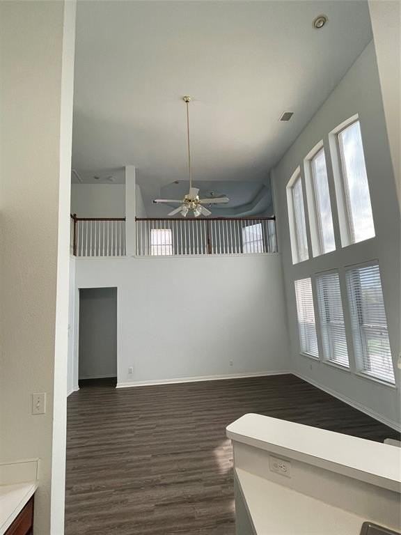 513 Hickory Dr - Photo 4 of 15