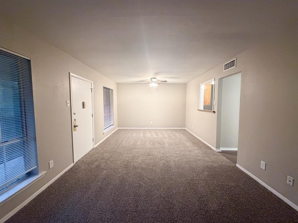 510 W Marvin Ave #207 - Photo 2 of 12