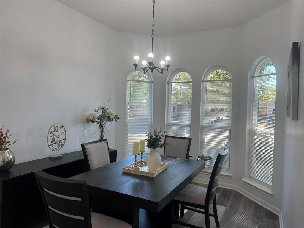 8701 Woodlake Dr - Photo 7 of 14