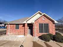 1203 N Clay St #F - Photo 1 of 1