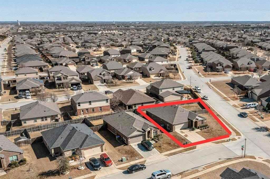 1406 Cedar Hollow Dr - Photo 4 of 39