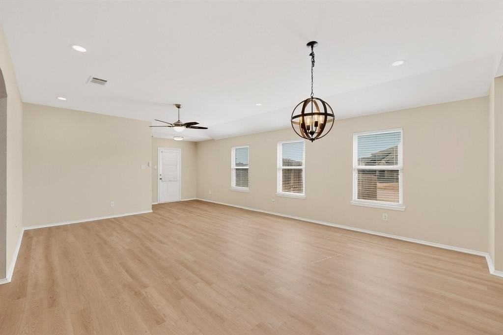 1406 Cedar Hollow Dr - Photo 6 of 39