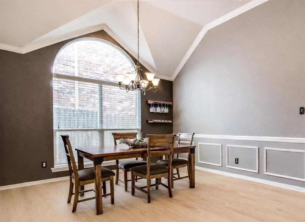 10436 Flat Creek Trl - Photo 4 of 19