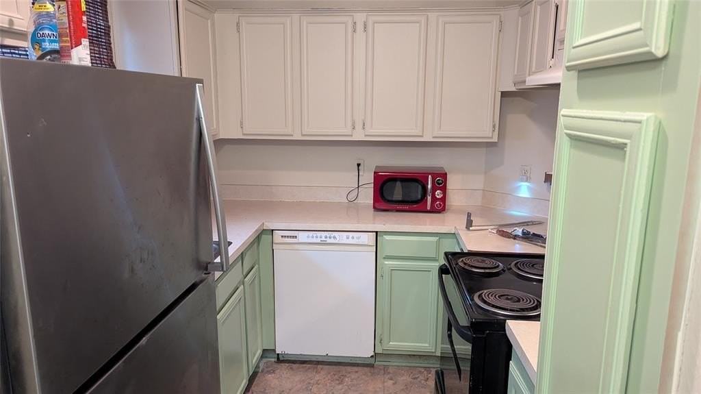 4434 Point Blvd - Photo 4 of 13