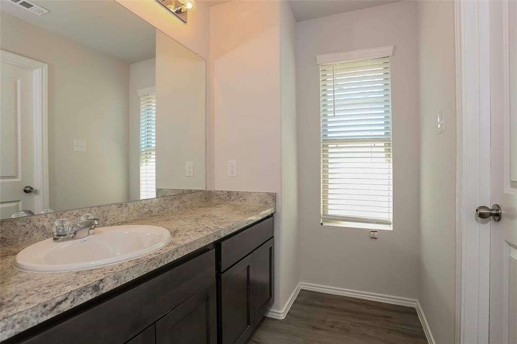 5112 Applegate Dr - Photo 7 of 13