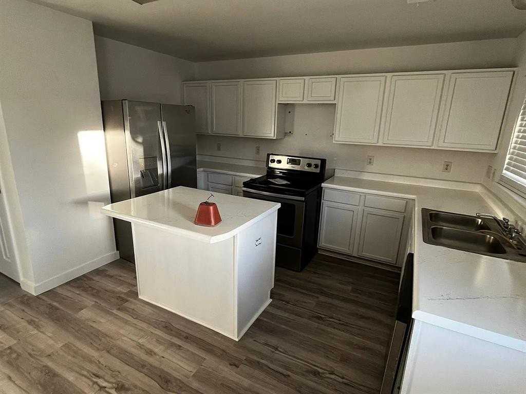 13033 Berrywood Trl - Photo 2 of 13