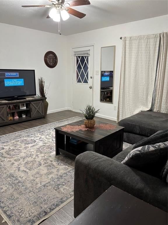 3810 Indian Wells Dr - Photo 3 of 12